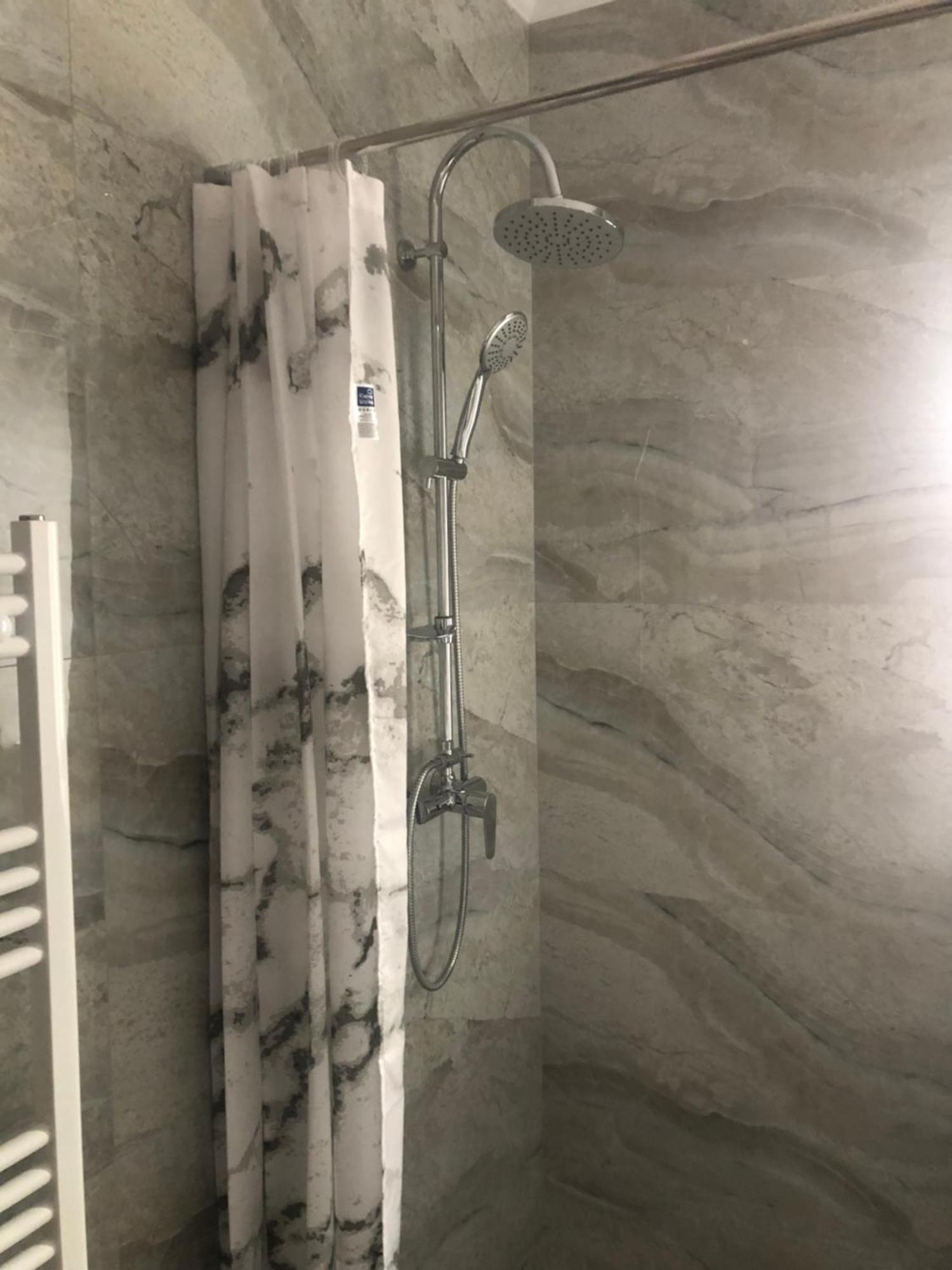 Hotel Sub Cetate Rîşnov Exterior foto